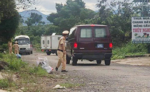 Noi nguoi Trung Quoc chua 13 tan vat lieu san xuat ma tuy hinh anh 6 