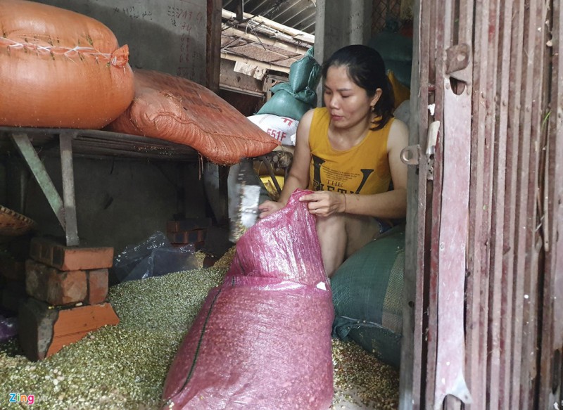 Tieu thuong meu mao vi hang hoa hu hong sau dot mua ngap toi noc hinh anh 7 