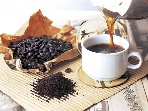 Giá cà phê hôm nay 5/10: Tăng nhẹ 200 đồng/kg, thị trường thế giới biến động mạnh