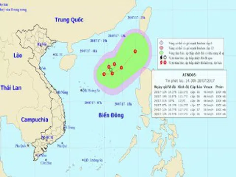 Áp thấp nhiệt đới vào Biển Đông, mạnh lên thành bão